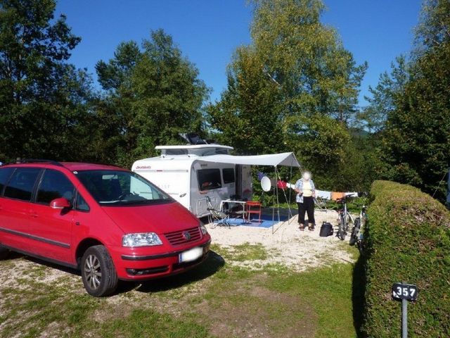 Wohnwagen mit Vordach
